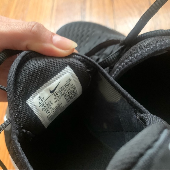 Nike Air Max 270 - Picture 7 of 7